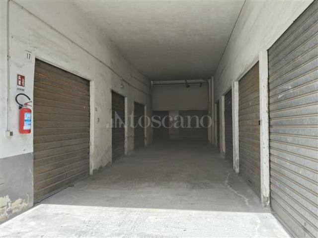 Box in vendita a Sant'agata Li Battiati, Sicilia