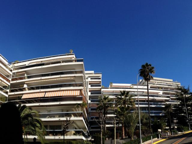 Garage location à Juan-les-Pins, Antibes