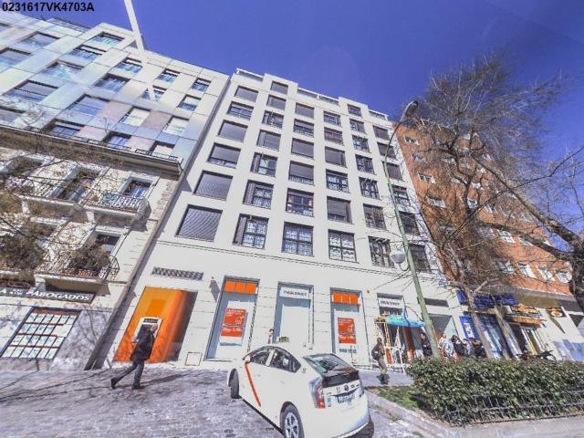 Garaje en venta en Madrid, Las Acacias