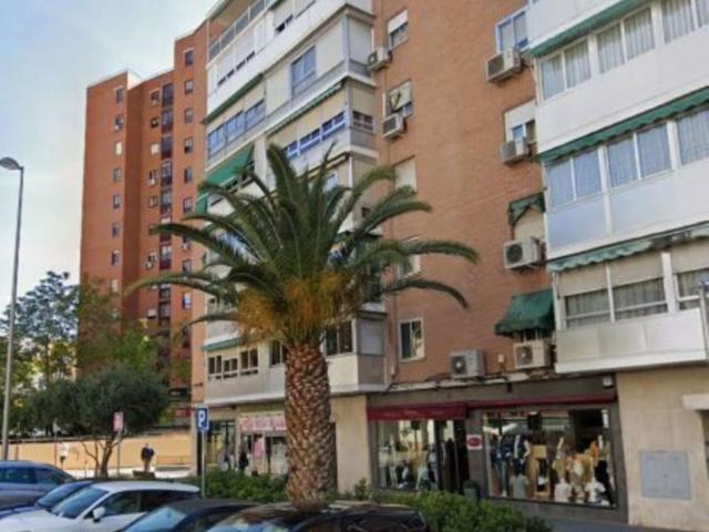 Garaje en venta en Madrid, Villaverde