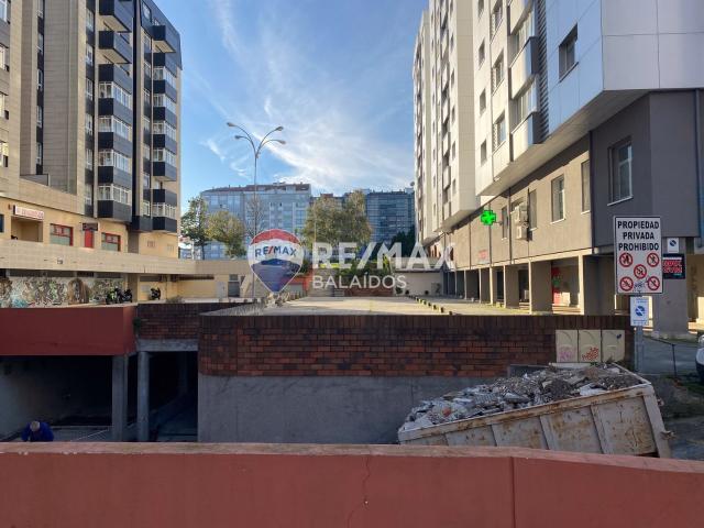 Garaje en venta en Vigo, Coia