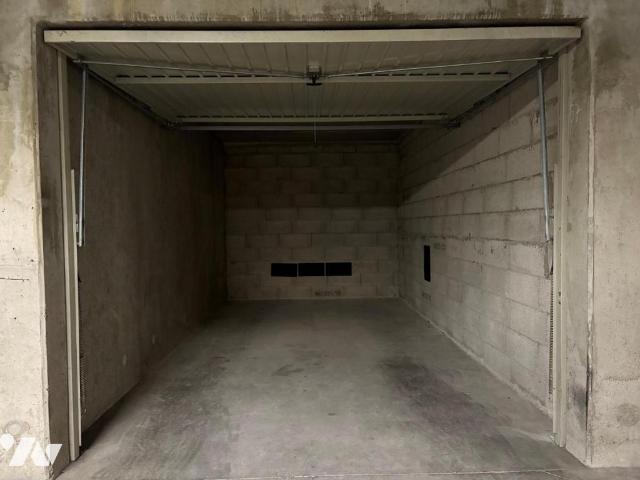 Garage vente à Beaune