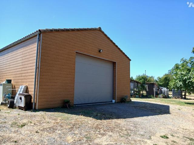 Garage vente à Parthenay, Béceleuf