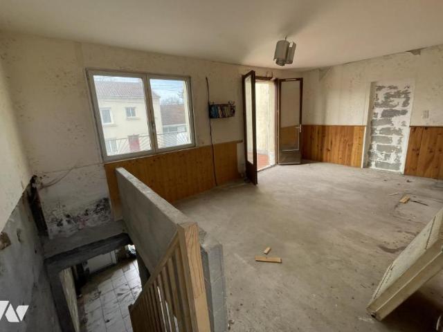 Garage vente à Nantes, Bouguenais