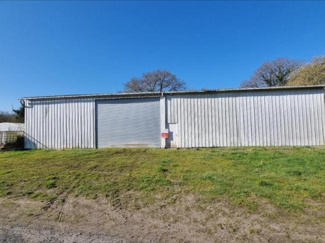 Garage vente à Guingamp, Bretagne
