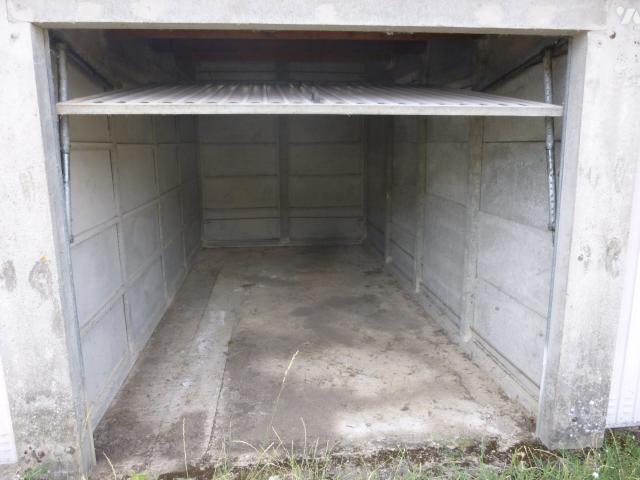 Garage vente à Cosne-Cours-sur-Loire, Nièvre