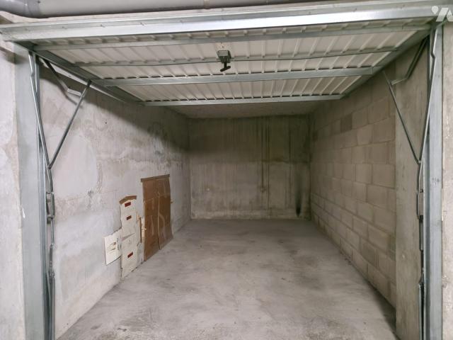 Garage vente à Lyon, Métropole de Lyon