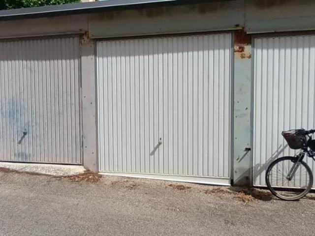 Garage vente à Millau