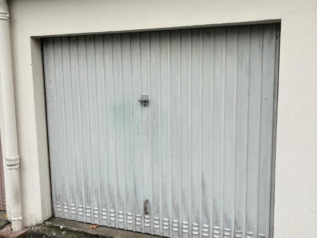 Garage vente à Niort, Deux-Sèvres