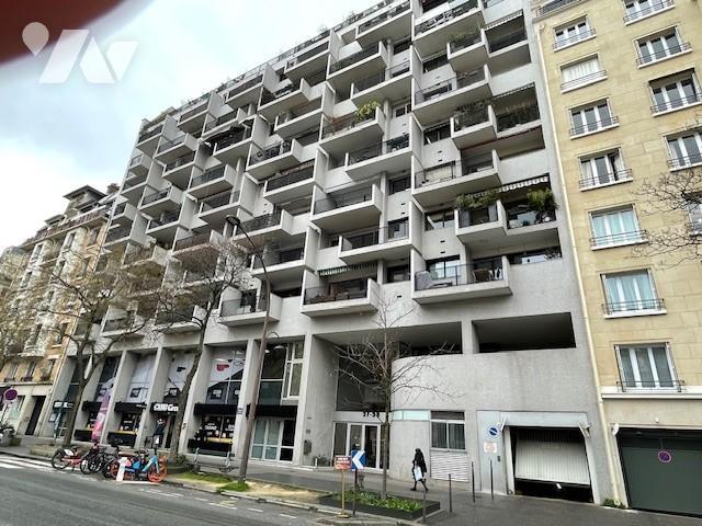 Garage vente à Paris, Île-de-France