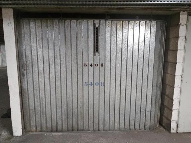 Garage vente à Paris 18e Arrondissement, Paris