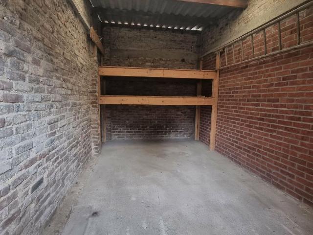 Garage vente à Picquigny, Somme