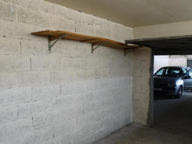 Garage vente à Arrondissement de Toulon, Saint-cyr-sur-mer