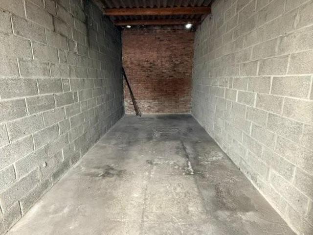 Garage vente à Valenciennes, Nord