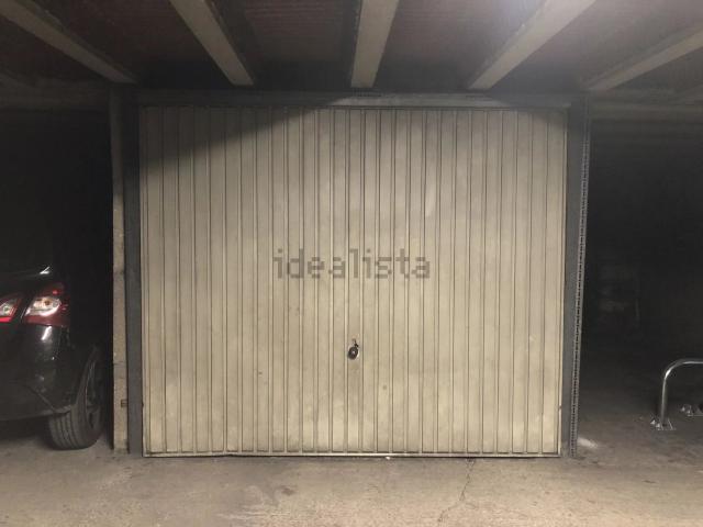 Garage vente à Paris 10e Arrondissement, Paris