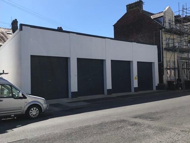 Apartment for rent in Poulton-le-Sands, Bare