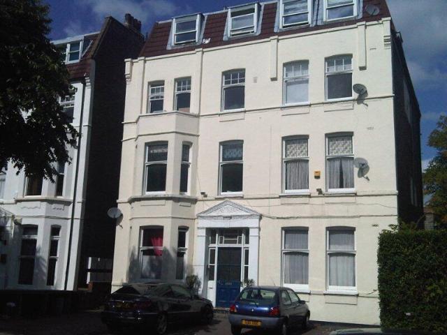 Park Home for rent in South Hampstead, Greater London