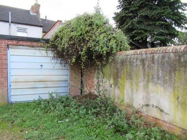 House for rent in Lyons, Greater London