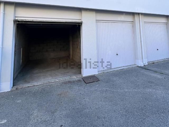 Garage vente à Fréjus, Var