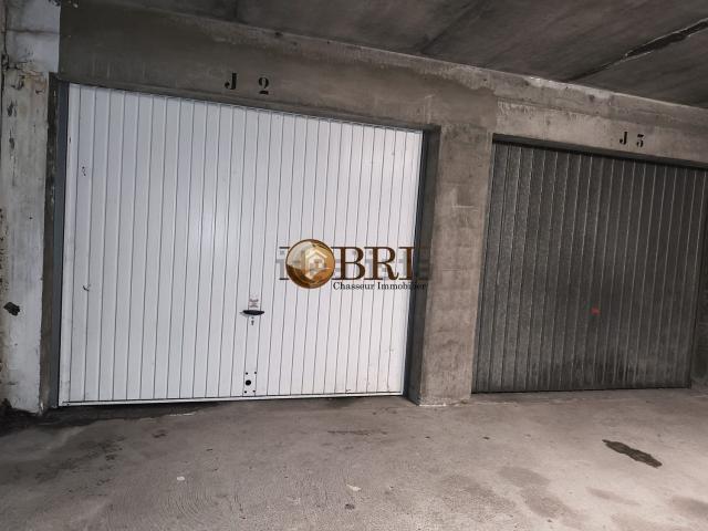 Garage location à Secteur 3, Grenoble