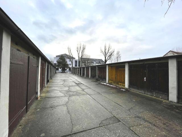 Garage mieten in Wiederitzsch, Leipzig