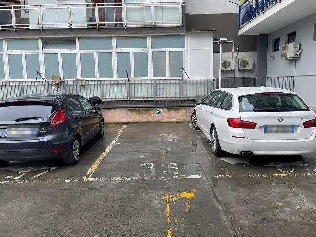 Box in affitto a San Pasquale, Bari