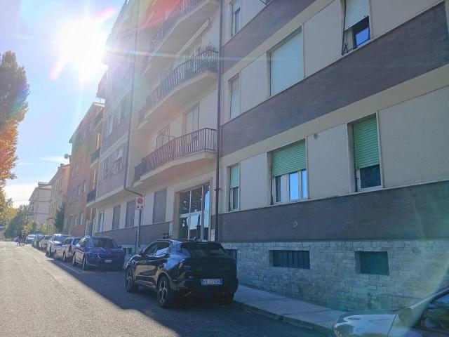 Box in affitto a Ronzone, Casale Monferrato