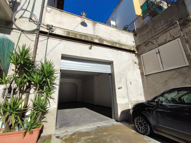 Box in affitto a Pescara, Abruzzo