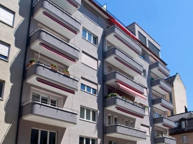 Garage mieten in Einigen, Zürich