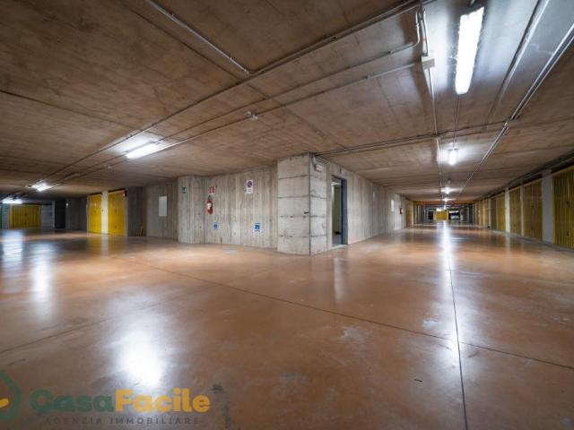Box in vendita a Unione dei comuni Valle del Savio, Cesenà