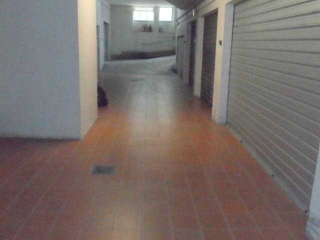 Box in vendita a Ragnola, Marche
