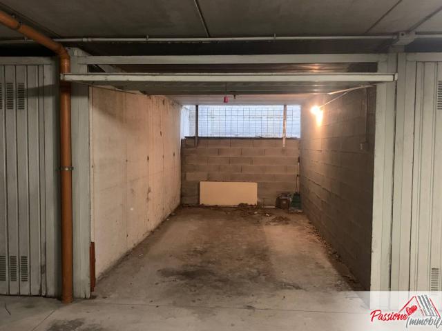 Box in vendita a Sud-Ovest, Brenzone