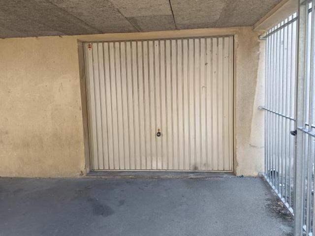 Garage location à Avignon