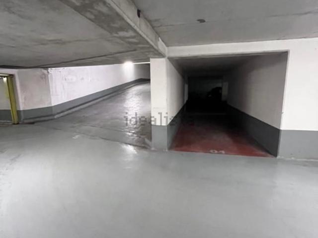 Garage location à Quartier Centre-Ville / Corentin Celton / Les Varennes, Issy-les-Moulineaux