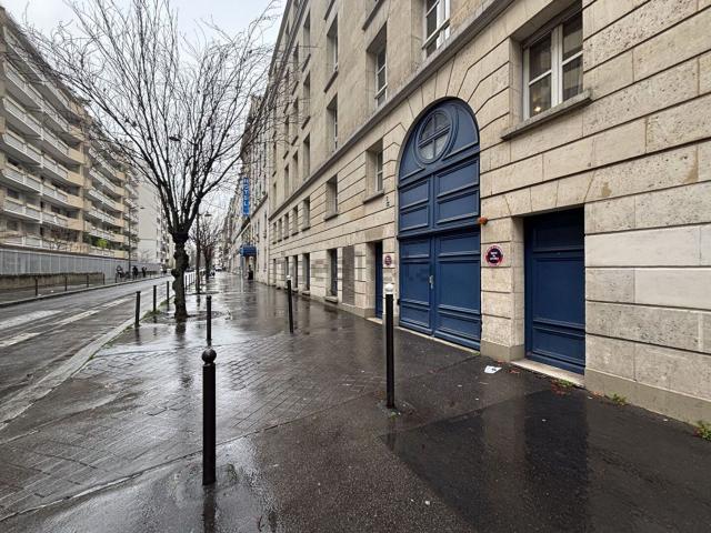 Garage vente à Paris 14e Arrondissement, Paris