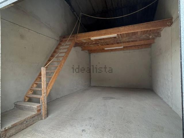 Garage location à Jouques, Bouches-du-Rhône
