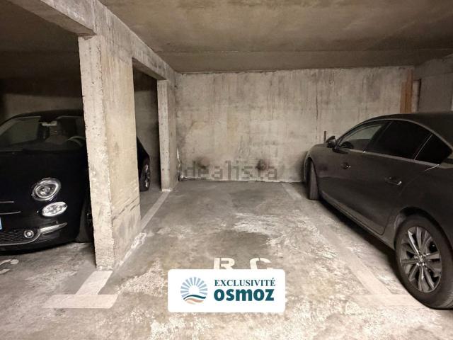 Garage vente à Saint-Nicolas, La Rochelle