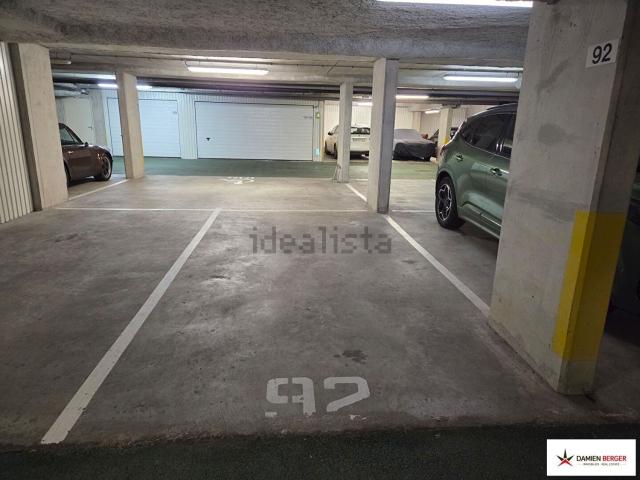 Garage vente à La Ville en Bois, La Rochelle