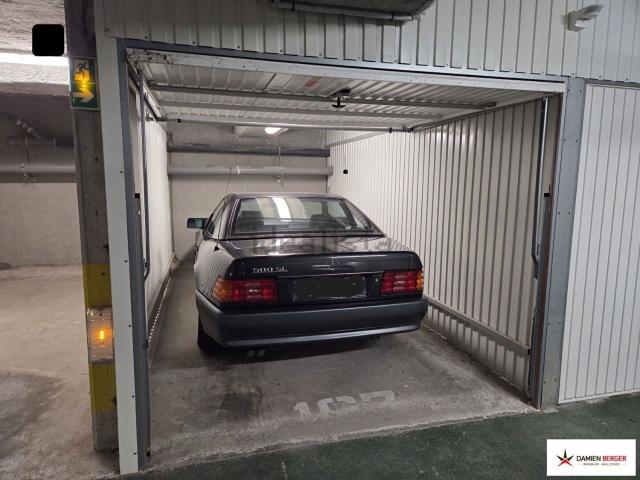 Garage vente à La Ville en Bois, La Rochelle