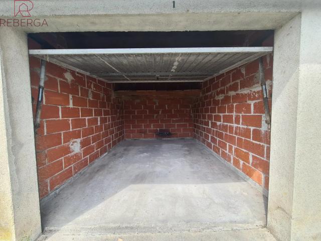 Garage location à Labruguière, Tarn