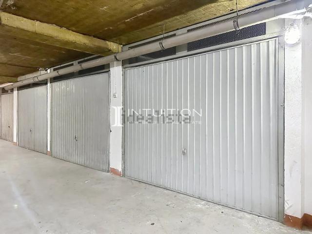 Garage vente à Les Bréguières, Mougins