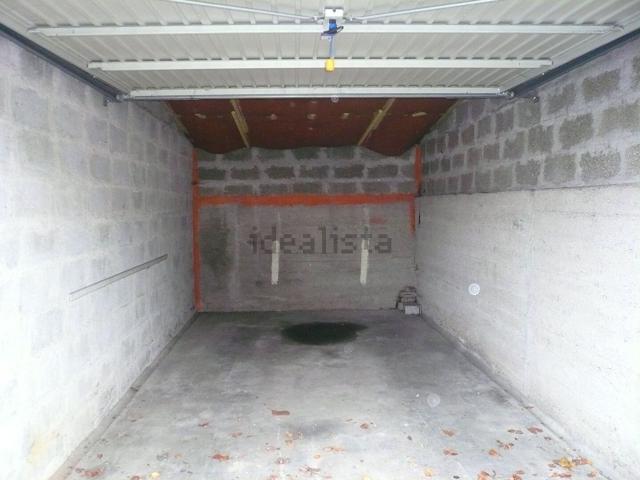 Garage location à Le Creusot, Saône-et-Loire