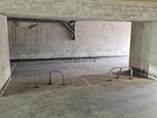 Garage location à Réalpanier, Le Pontet