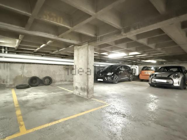 Garage vente à Paris 1er Arrondissement, Paris