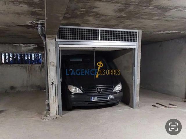 Garage vente à Les Orres, Hautes-Alpes