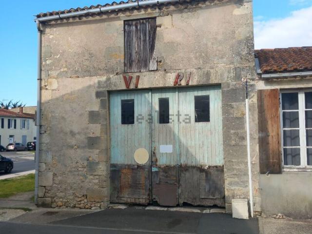 Garage vente à Eyran, Lesparre-Médoc