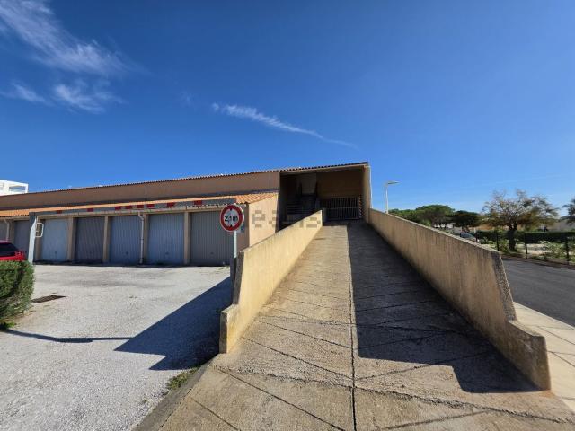 Garage vente à Le Ginestou, Leucate