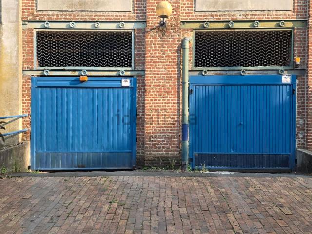 Garage vente à Quartier Saint-Sauveur, Lille