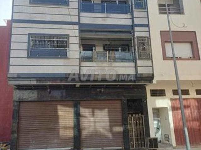 Local commercial location à Tasa