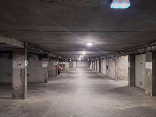 Garage location à Faubourg Saint-Lazare, Manosque